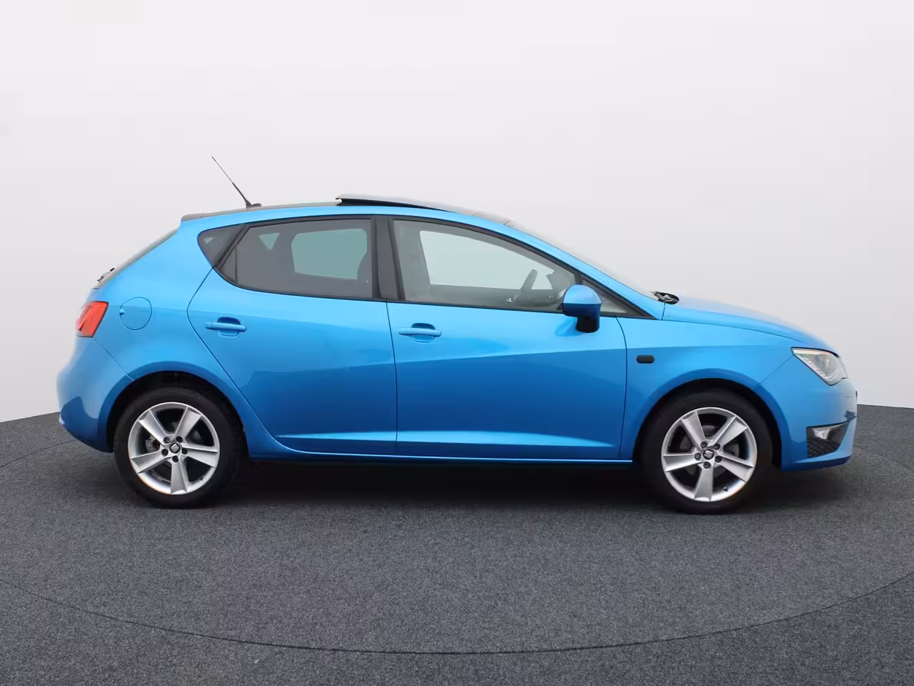 Seat Ibiza 1.0 EcoTSI FR Connect | Navi | Pano | Apple / Android Auto | LMV | PDC | Stoelverwarming |