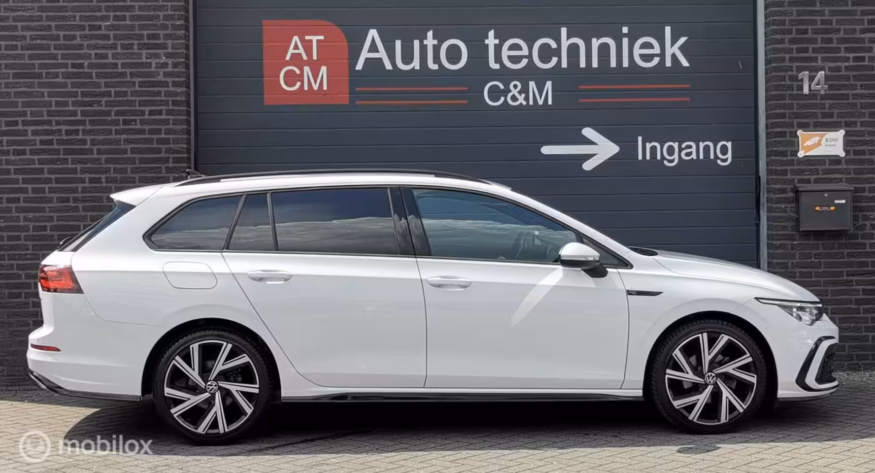 Volkswagen Golf Variant 1.5 eTSI R-LINE/150PK/DSG/ACC/DCC/IQ