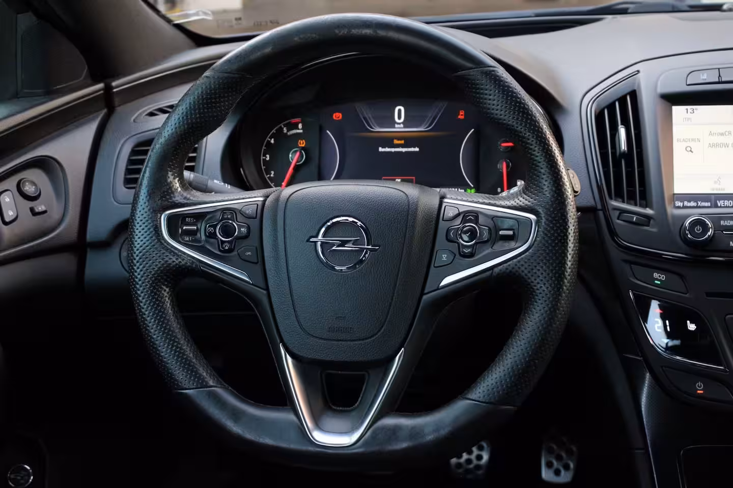 Opel Insignia Sports Tourer 2.0 CDTI EcoFLEX Cosmo KEYLESS I ACC I EL. TREKH I CAM I DAB I CLIMA I NAVI I