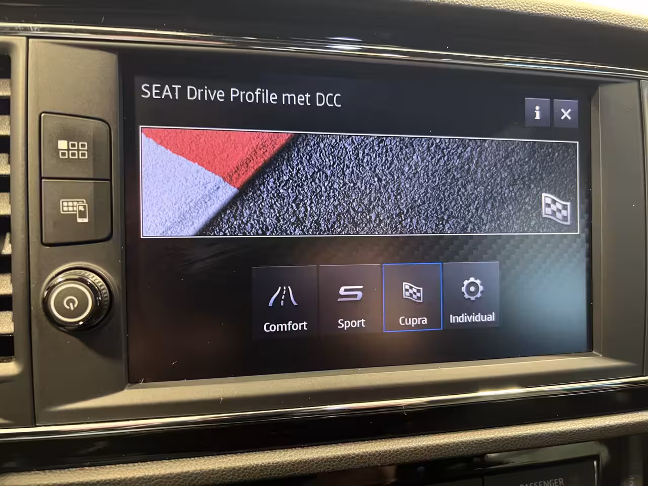 Seat Leon ST 2.0 TSI CUPRA | 290PK | Navigatie/Android/Apple Carplay | Stoelverwarming | PDC V+A | Crui