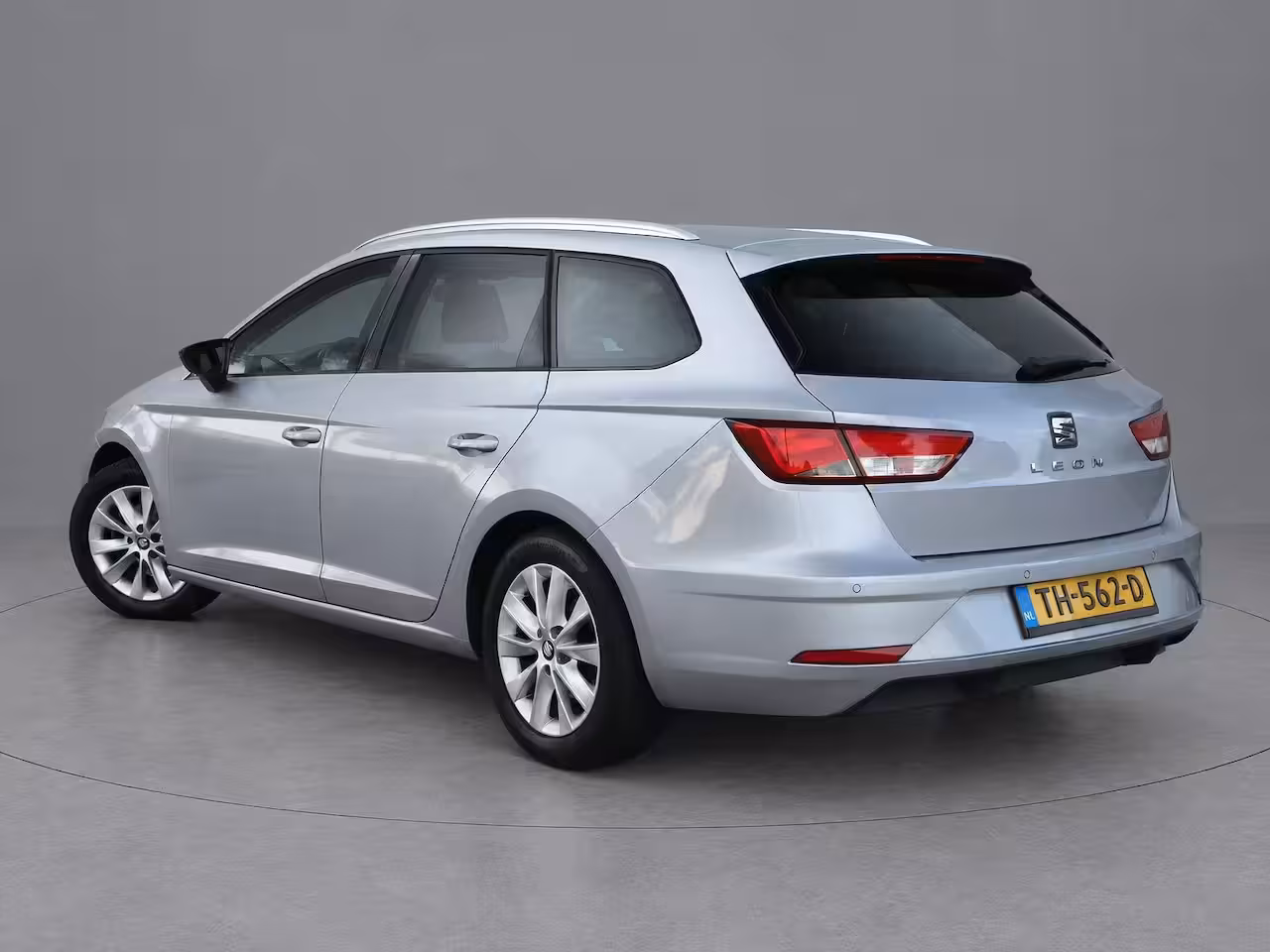 Seat Leon ST 1.0 EcoTSI Style Business Intense | Clima | Cruise | Apple Carplay/Navi | PDC |