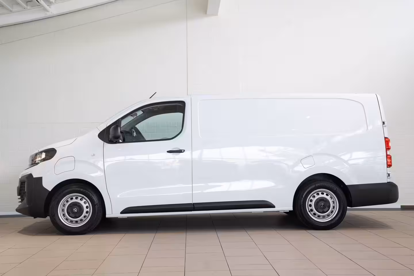 Opel Vivaro Electric L3 75 kWh | Tot 8 Jaar Garantie | Apple Carplay & Android Auto | Camera | Parkeersensoren
