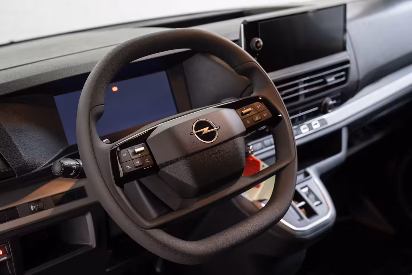 Opel Vivaro Electric L3 75 kWh | Tot 8 Jaar Garantie | Apple Carplay & Android Auto | Camera | Parkeersensoren