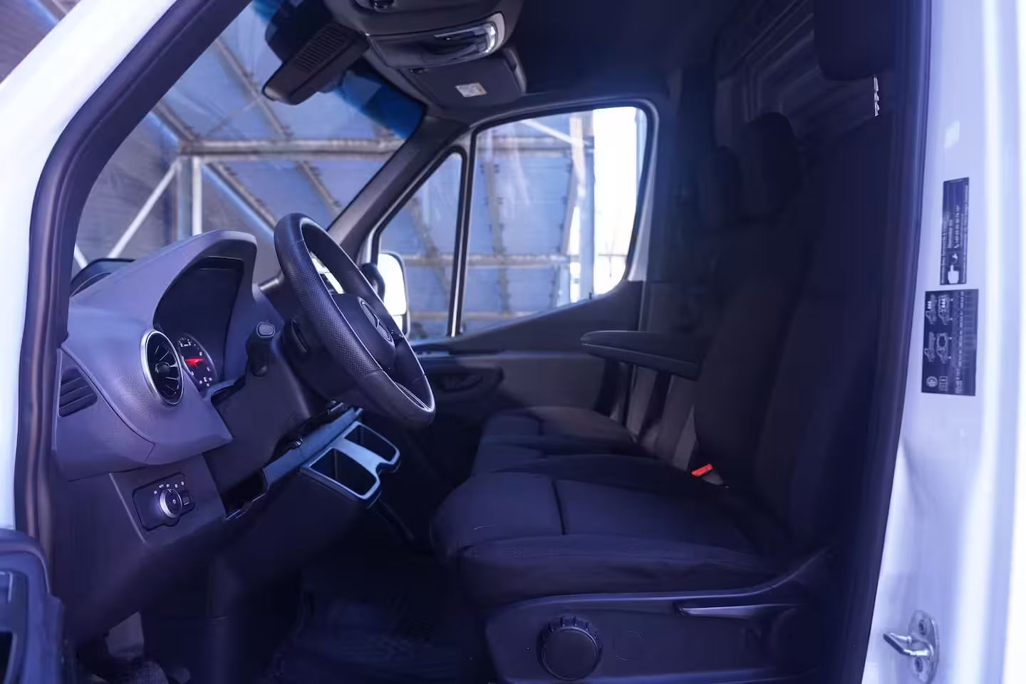 Mercedes-Benz Sprinter 317 CDI 170 pk L2H2 Automaat Nwe Model, Navi LED Koplampen, Camera, Laadruimte Pakket, PDC