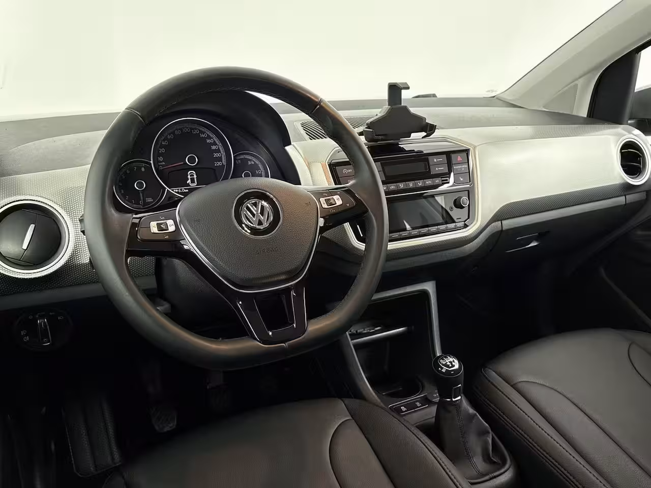 Volkswagen Up! 1.0 TSI BMT high up | 90 PK | 5-deurs | Origineel Nederlands Voertuig | Lederen bekleding