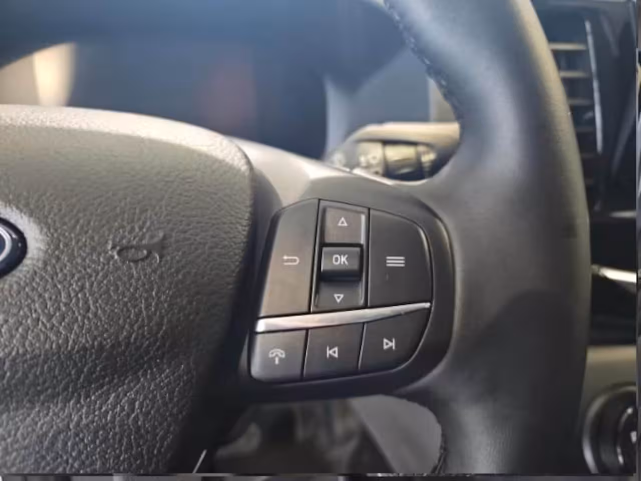 Ford E-Transit 350 L3H2 Trend 89 kWh 184 pk | WLTP 341 km rijbereik | Navigatie pakket | Trekhaakvoorbere