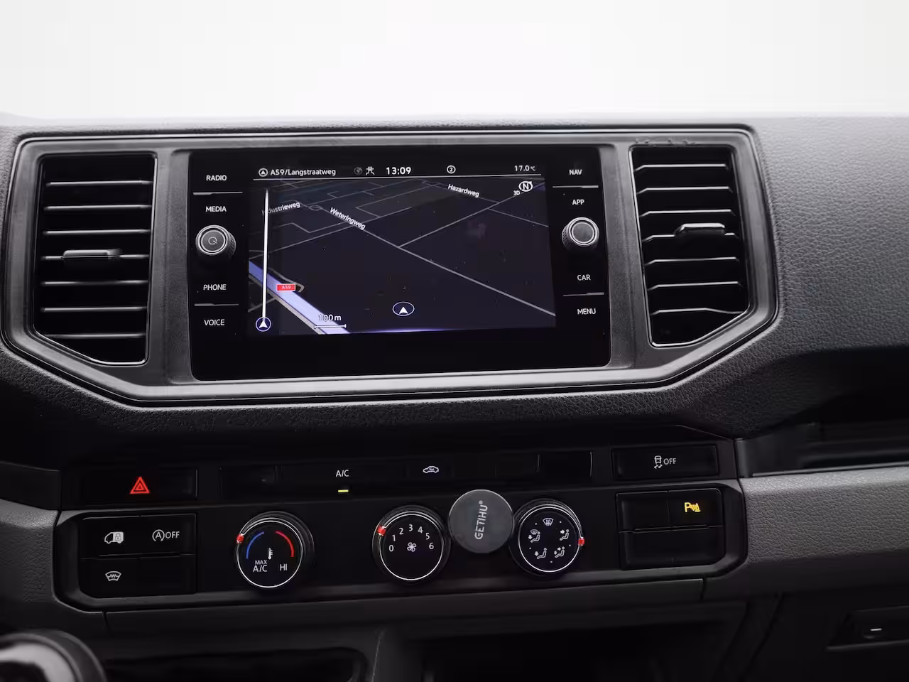 Volkswagen Crafter 2.0 TDI L3H2 140PK | Airco | Navigatie | Achteruitrijcamera | Parkeersensoren Voor + Achte