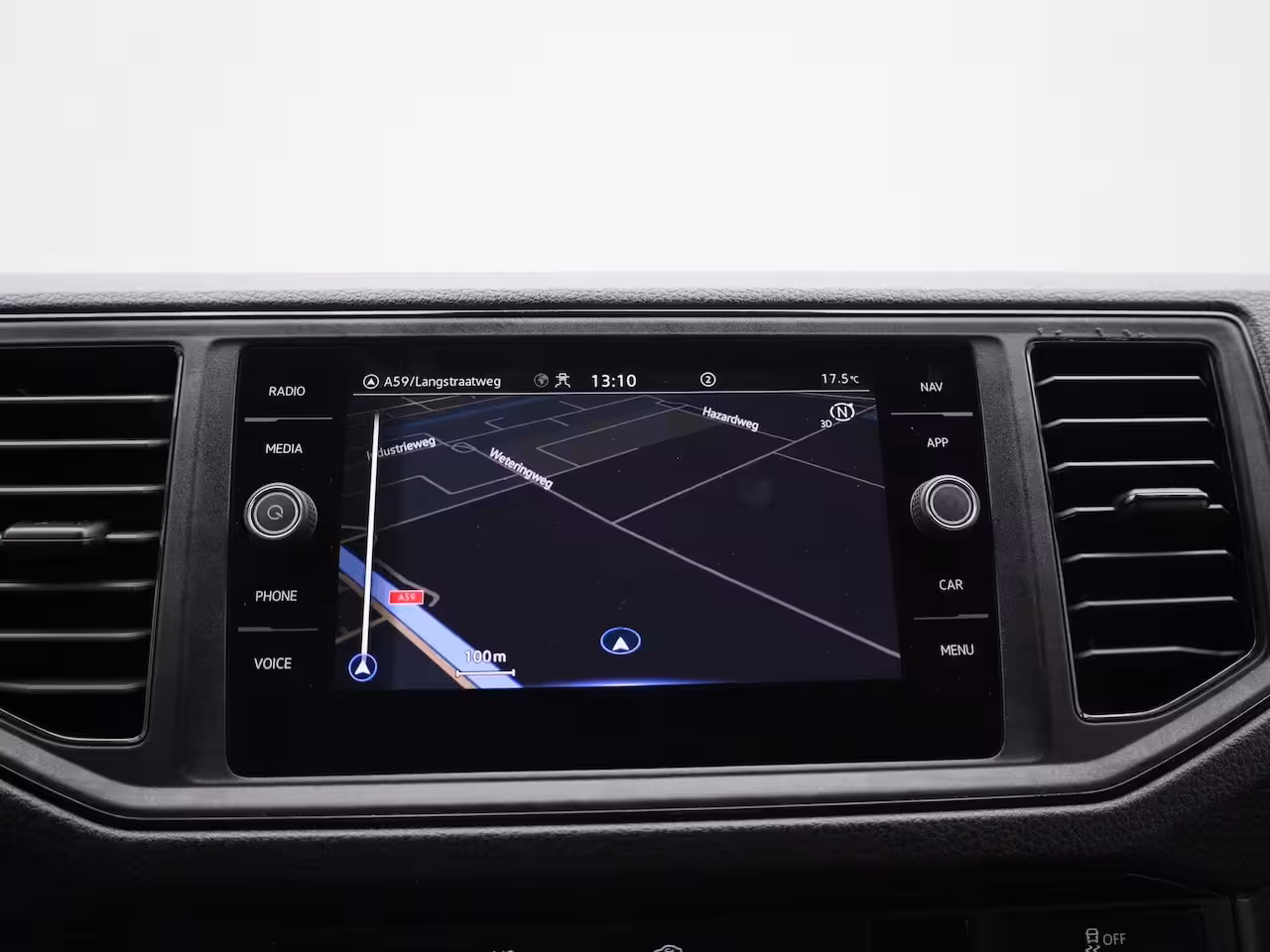 Volkswagen Crafter 2.0 TDI L3H2 140PK | Airco | Navigatie | Achteruitrijcamera | Parkeersensoren Voor + Achte