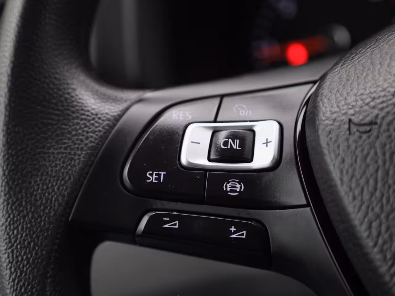 Volkswagen Crafter 2.0 TDI L3H2 140PK | Airco | Navigatie | Achteruitrijcamera | Parkeersensoren Voor + Achte