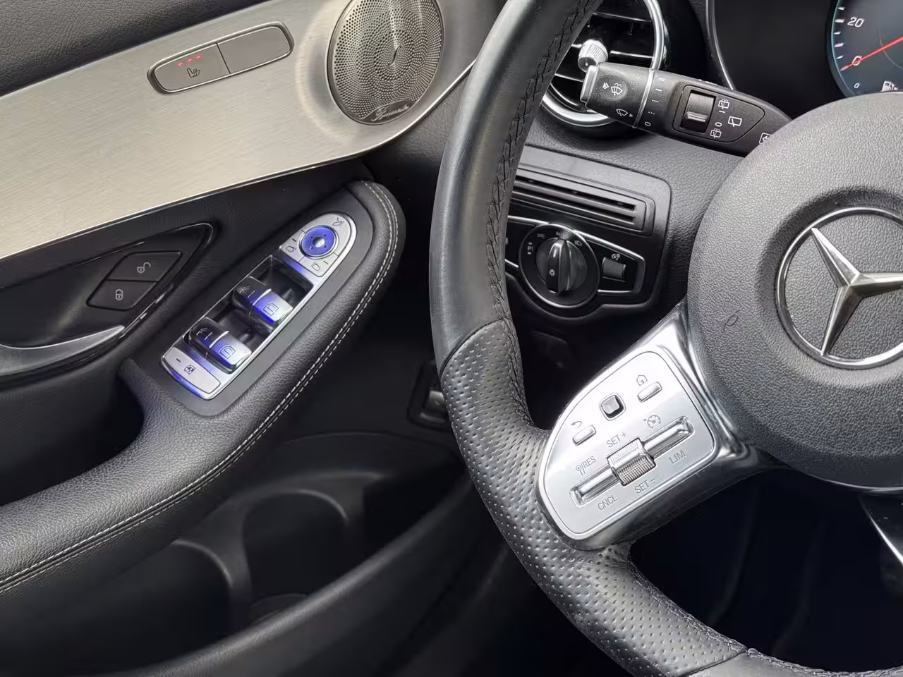 Mercedes-Benz GLC-klasse 300de 4MATIC Premium Plus AMG PANO