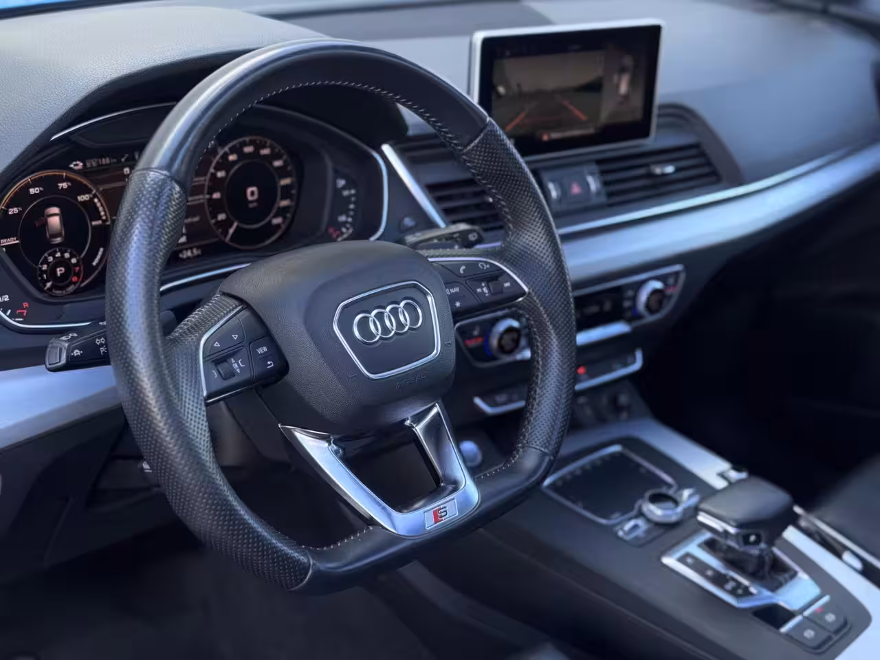 Audi Q5 55 TFSI e quattro Competition PANO 360*CAM NAVI