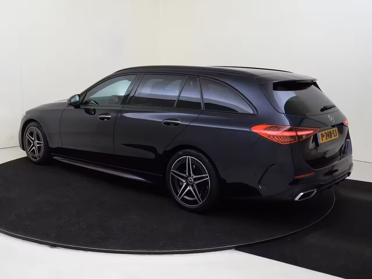 Mercedes-Benz C-klasse Estate 200 Launch Edition AMG Line / Memory-Stoelen / 360Graden-Camera / Night-Pakket /