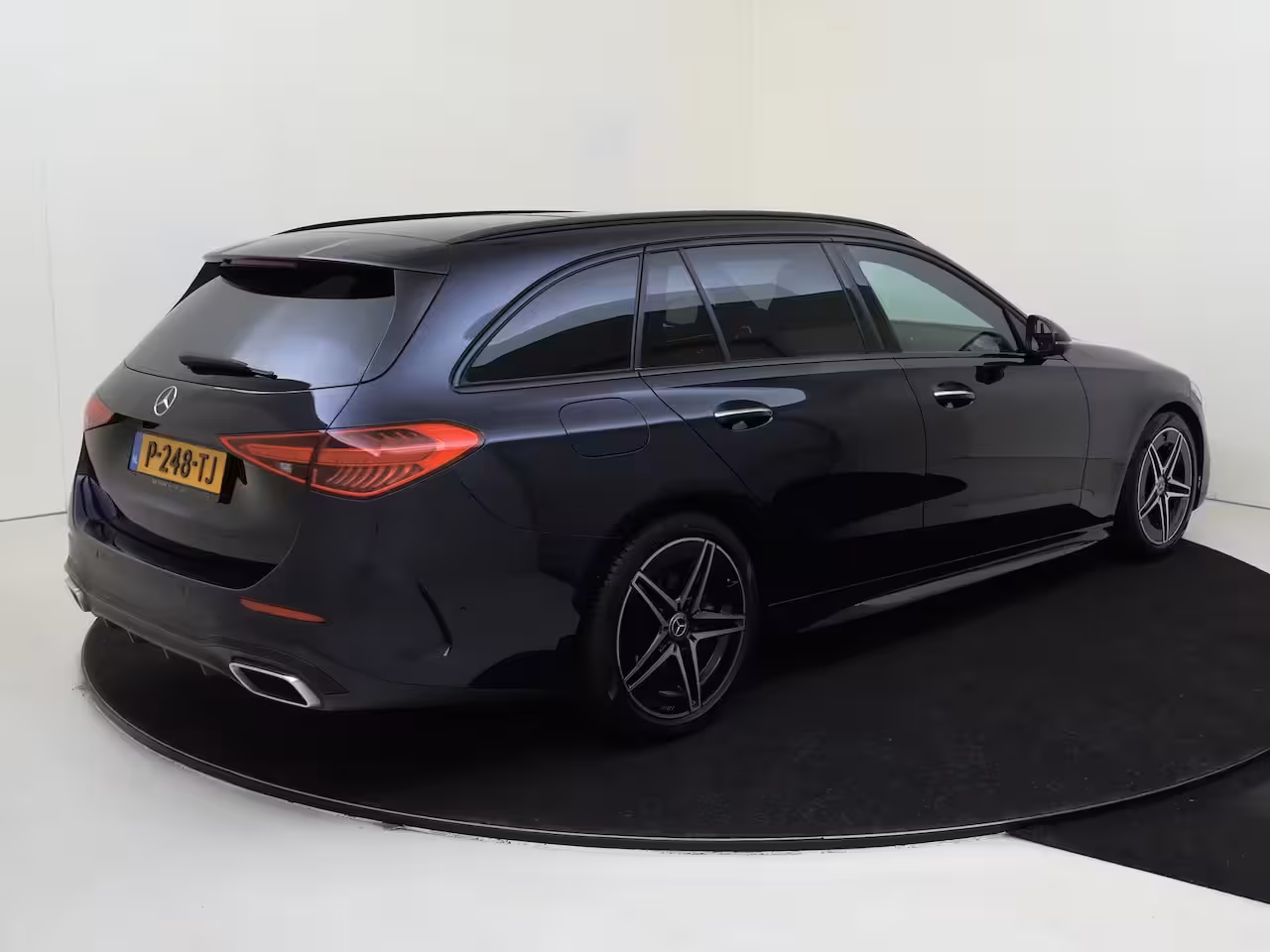 Mercedes-Benz C-klasse Estate 200 Launch Edition AMG Line / Memory-Stoelen / 360Graden-Camera / Night-Pakket /