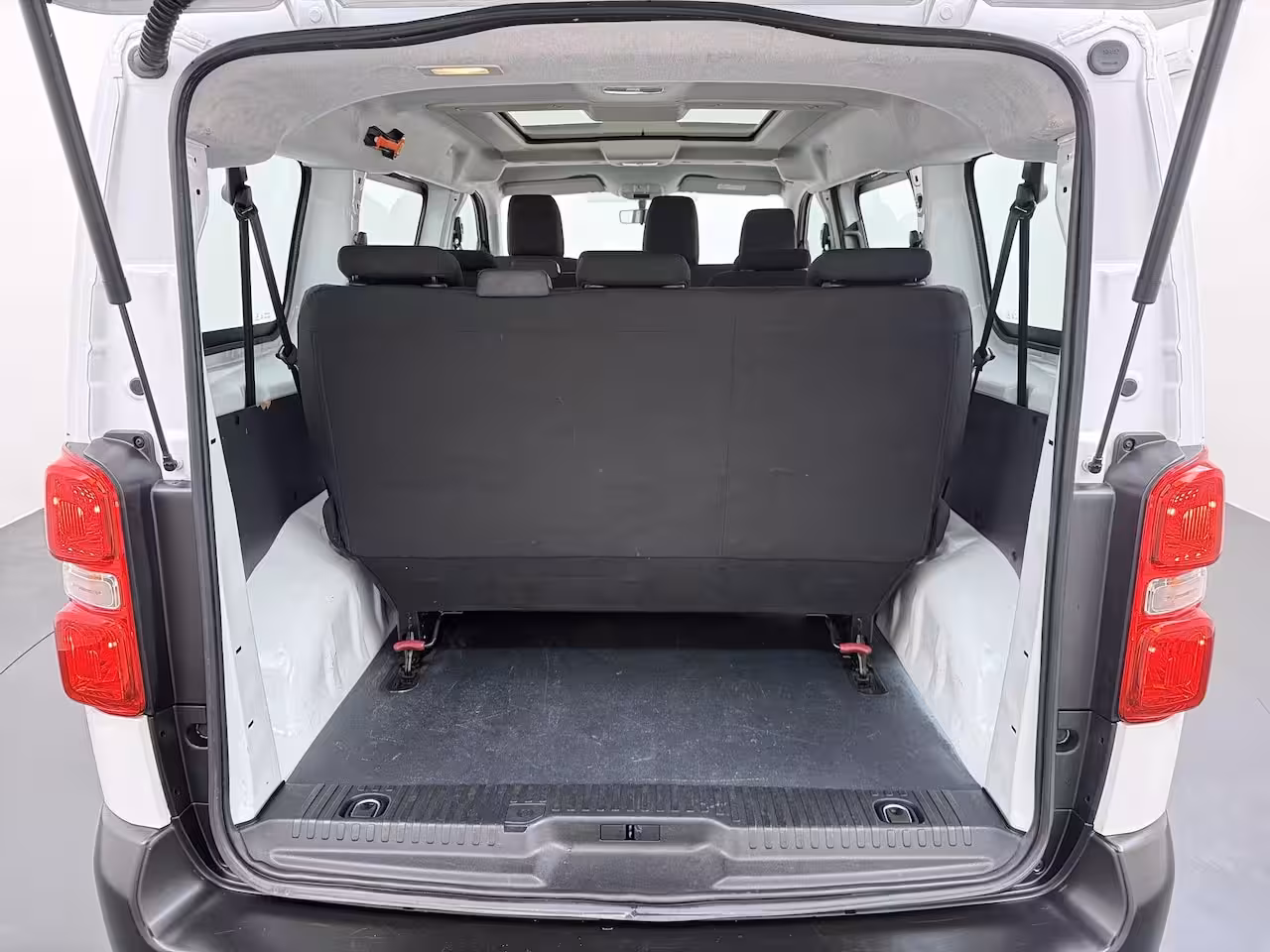 Opel Vivaro-e Combi L2H1 75 kWh | 9 persoons | Cruise control