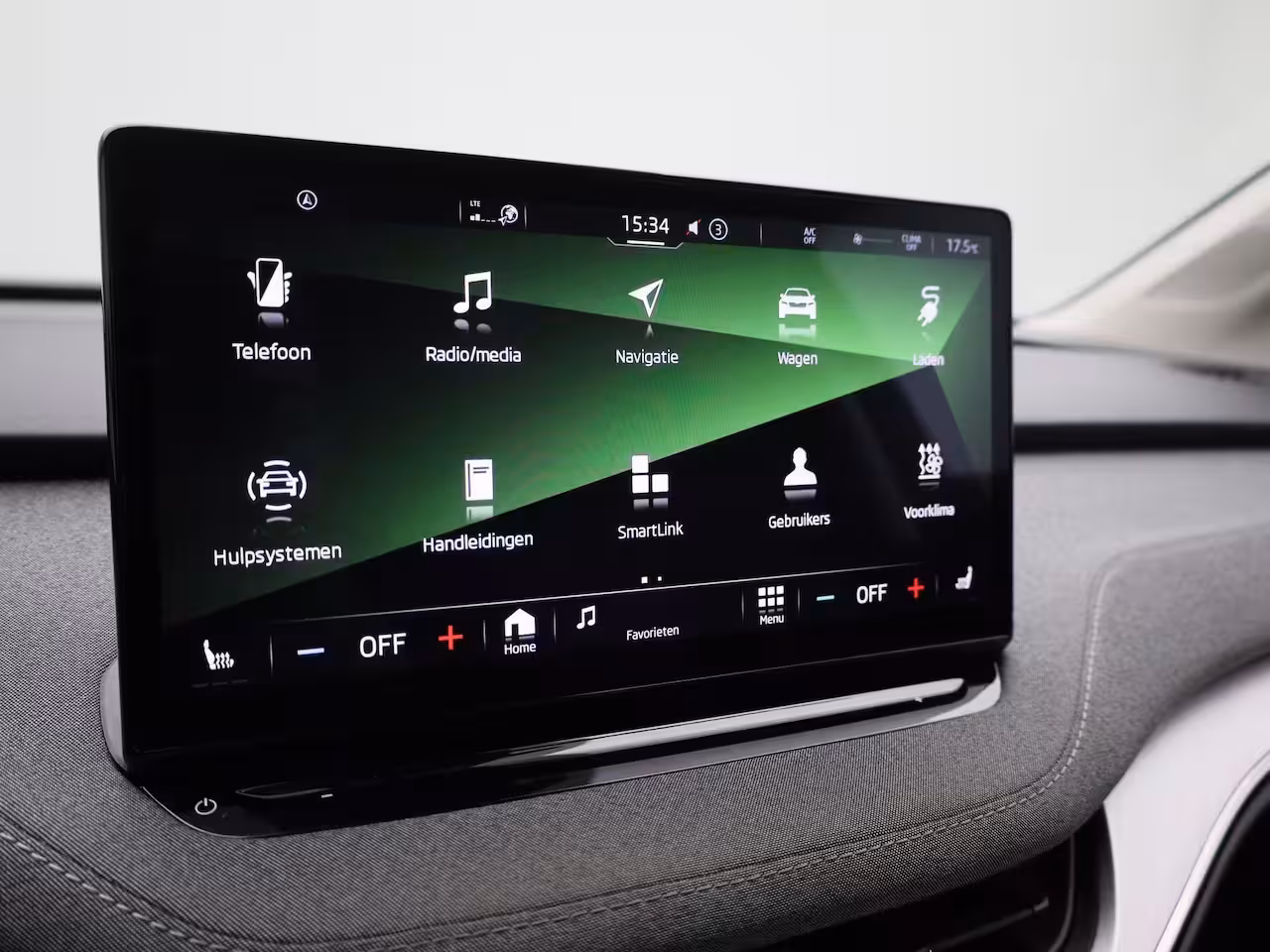 Skoda Enyaq iV 80 Business Edition | SOH 97, 66 % | NAVIGATIE | STOEL-STUURWIELVERWARMING | CAMERA |