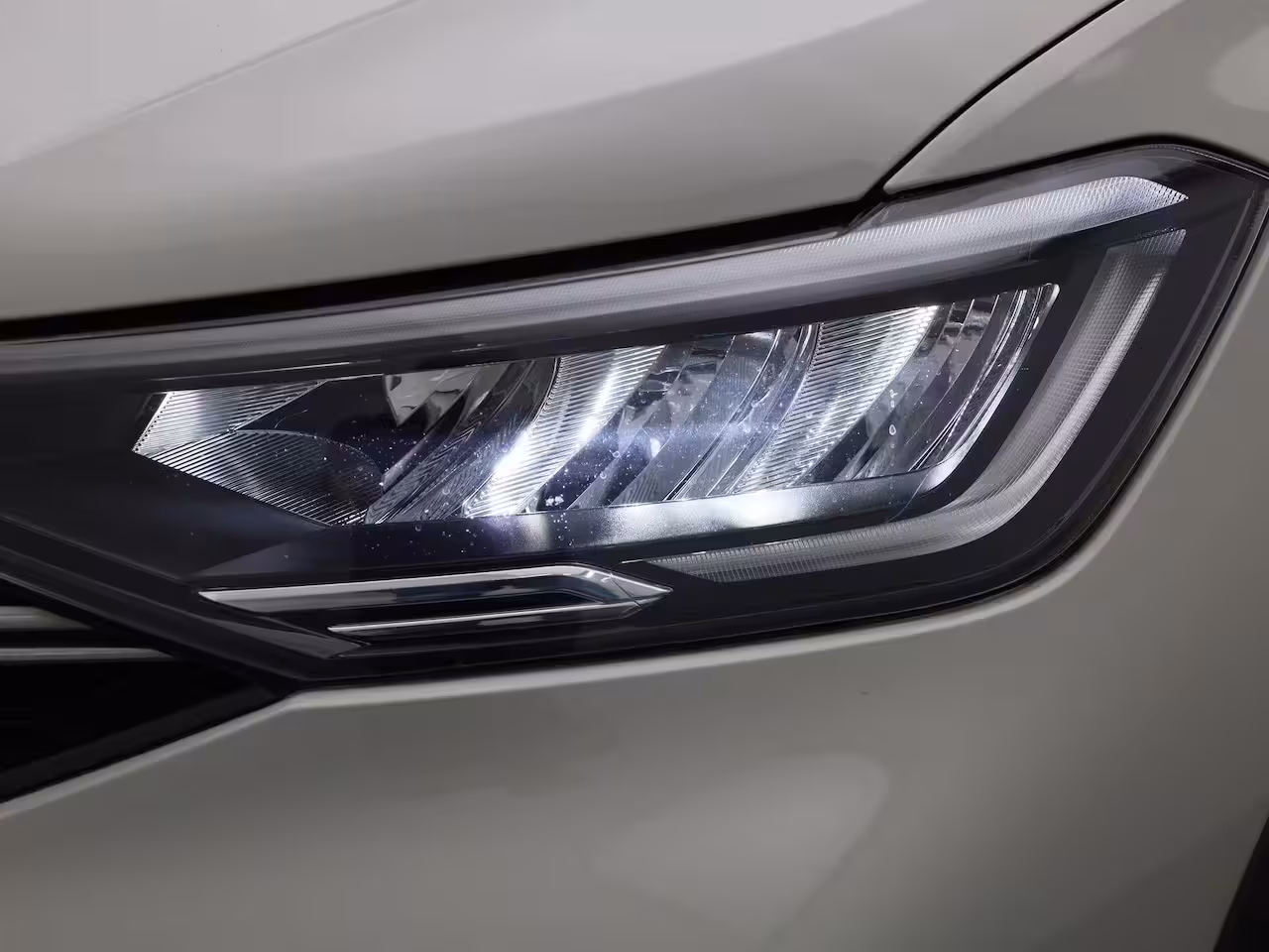 Volkswagen Taigo 1.0 TSI Life | APPLE CARPLAY-ANDRIOD AUTO | AIRCO | CRUISE CONTROL