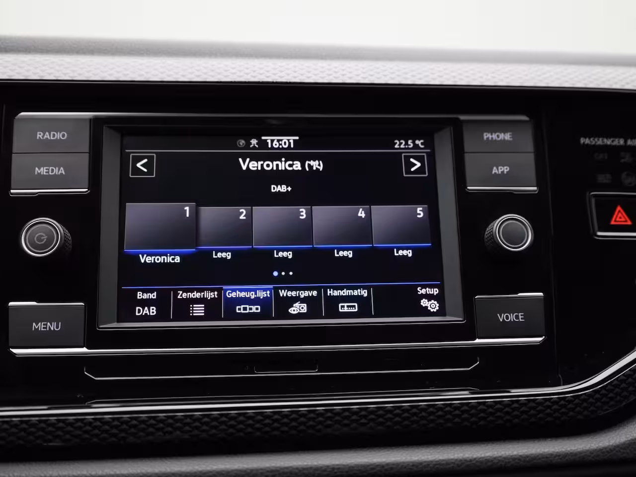 Volkswagen Taigo 1.0 TSI Life | APPLE CARPLAY-ANDRIOD AUTO | AIRCO | CRUISE CONTROL
