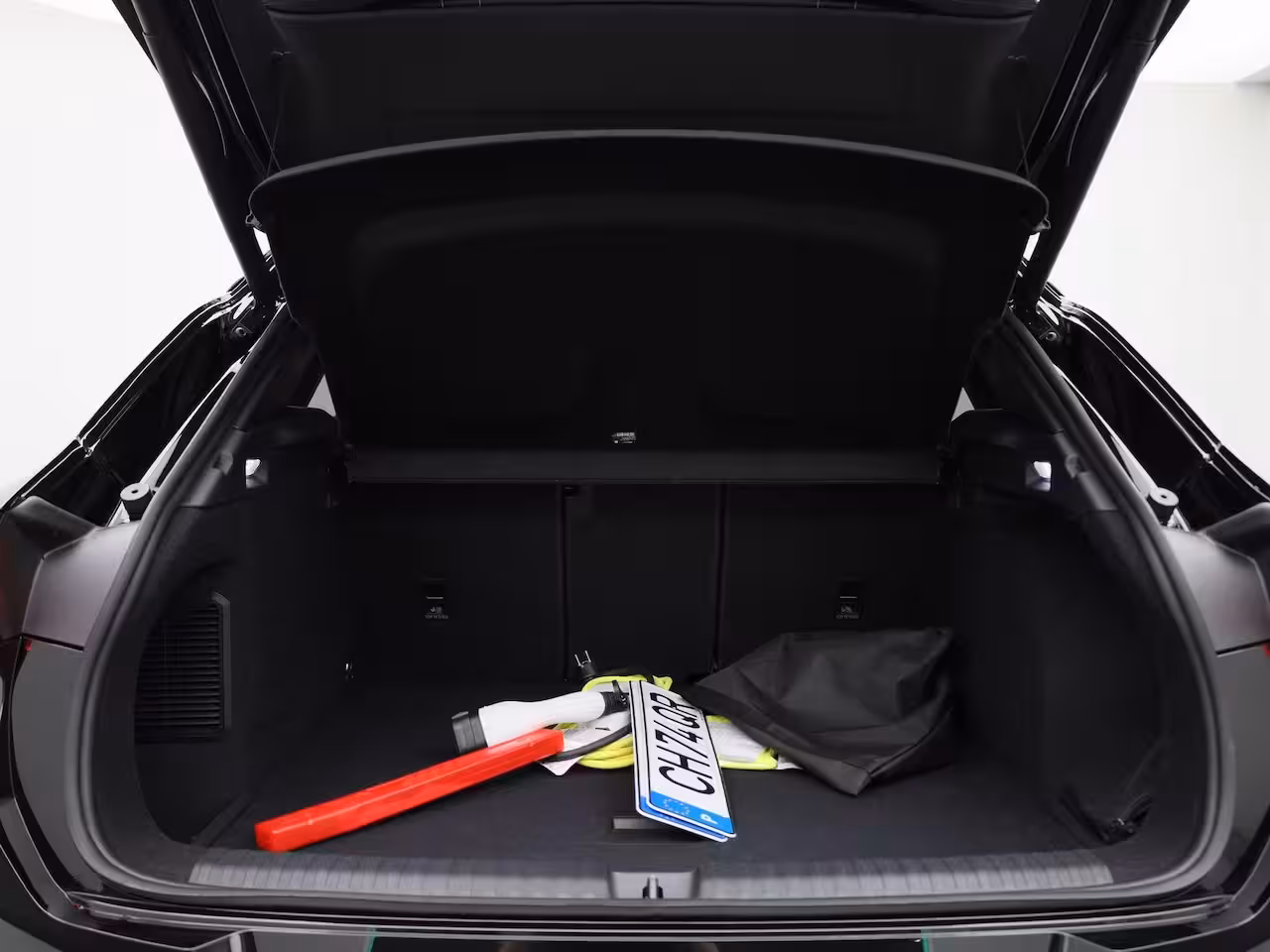 Cupra Terramar 1.5 TSI e-Hybrid Essential 204 PK | PANO SCHUIF-/KANTELDAK | ELEKTR. ACHTERKLEP | STOEL-/S