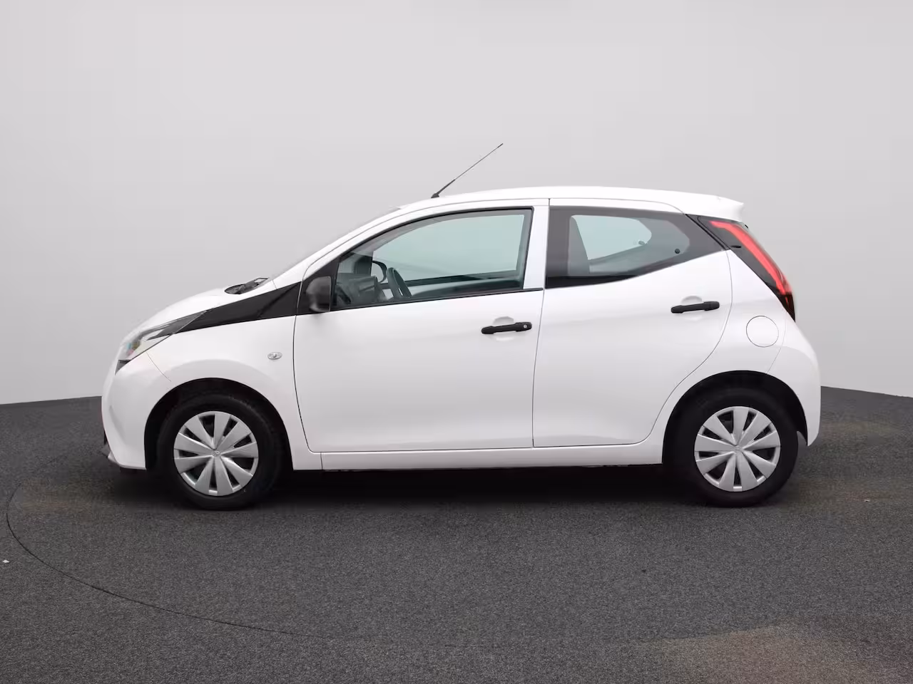 Toyota Aygo 1.0 VVT-i x-fun | Airco | Cruise Control |