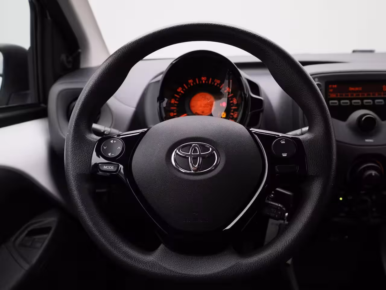 Toyota Aygo 1.0 VVT-i x-fun | Airco | Cruise Control |