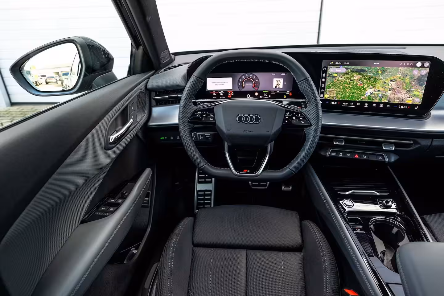 Audi Q3 Sportback 1.5 e-hybrid 272pk S edition | LMV 19'' | Panoramadak