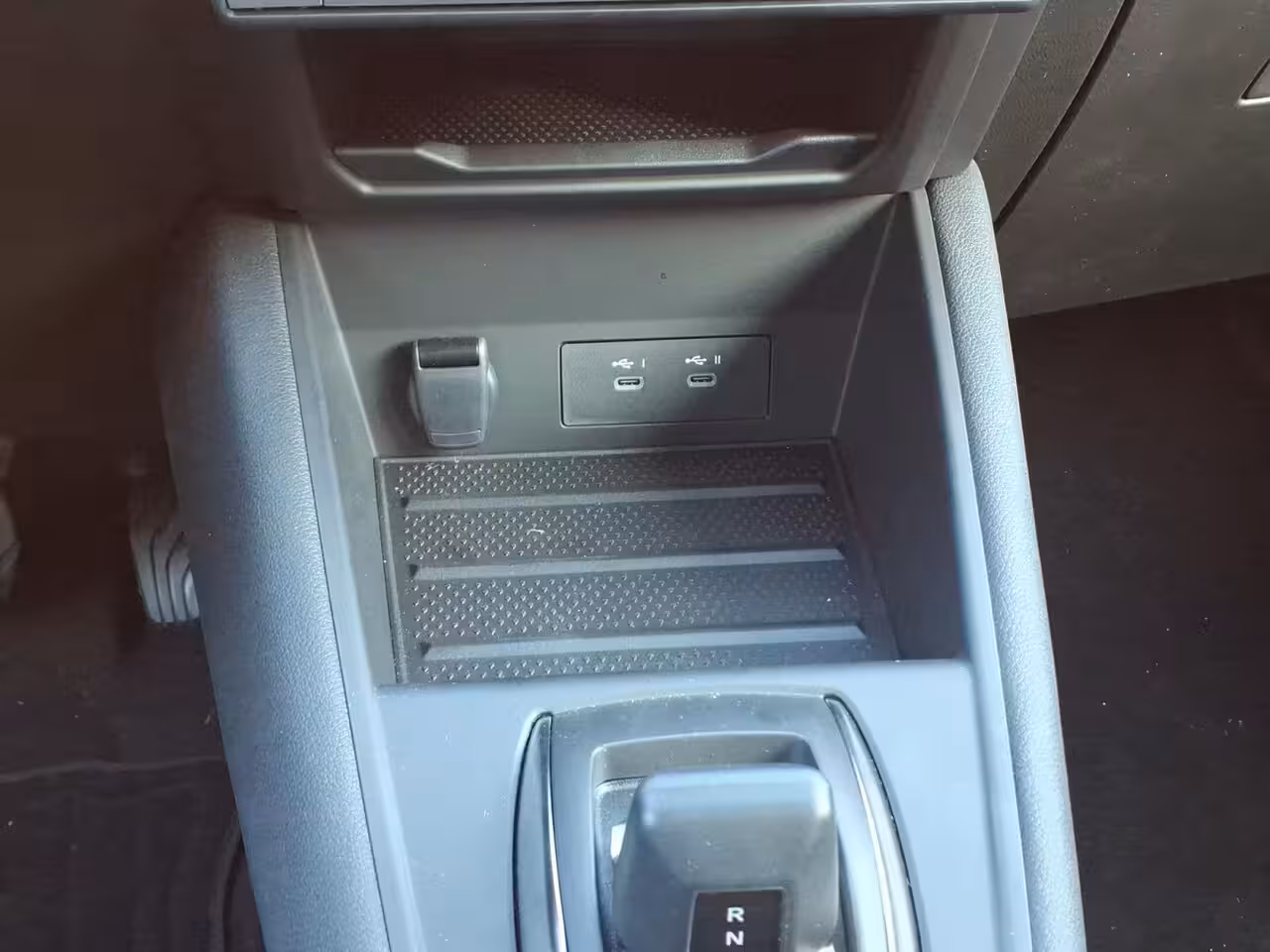 Mitsubishi Grandis 1.8 HEV First Edition | 8 jaar fabrieksgarantie | Full option | 360 Camera | Adaptive Crui
