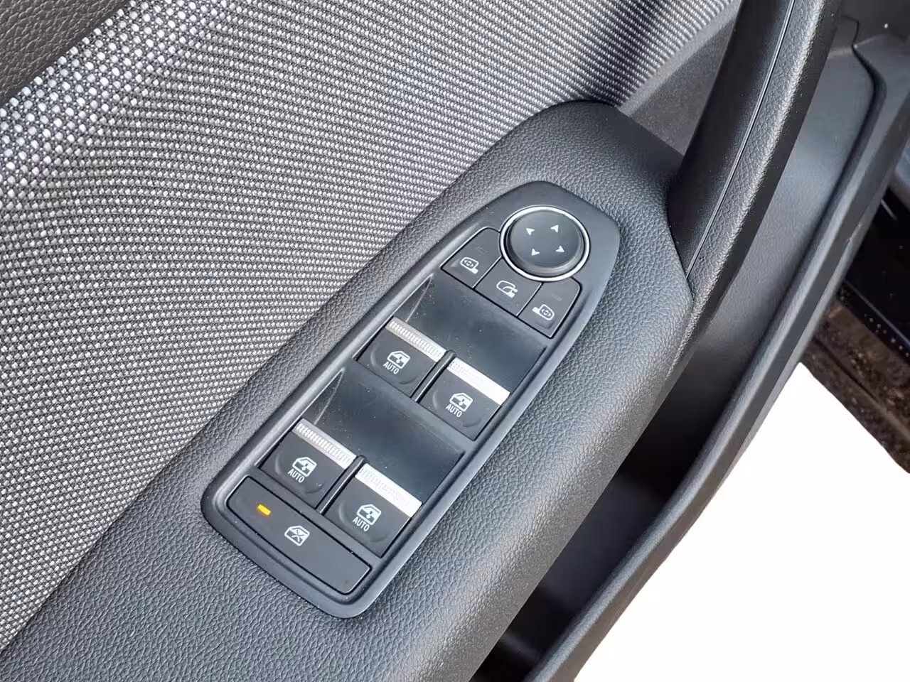 Mitsubishi Grandis 1.8 HEV First Edition | 8 jaar fabrieksgarantie | Full option | 360 Camera | Adaptive Crui