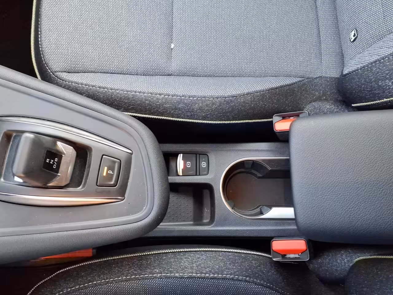 Mitsubishi Grandis 1.8 HEV First Edition | 8 jaar fabrieksgarantie | Full option | 360 Camera | Adaptive Crui