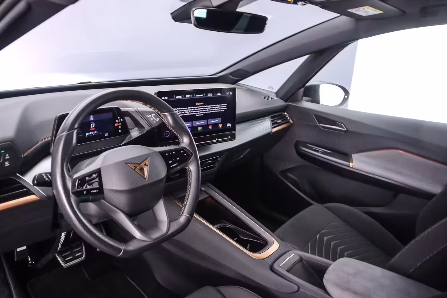 Cupra Born Business Plus 62 kWh 204pk Automaat Adaptive cruise control, Achteruitrijcamera, Navigatie