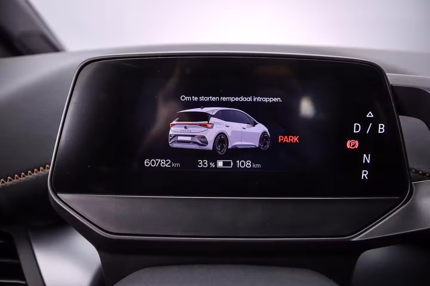 Cupra Born Business Plus 62 kWh 204pk Automaat Adaptive cruise control, Achteruitrijcamera, Navigatie