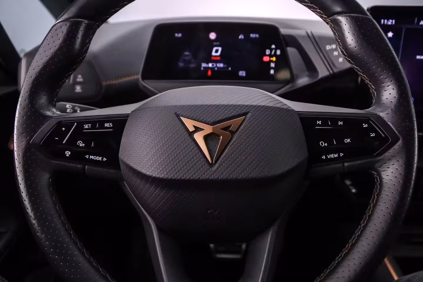Cupra Born Business Plus 62 kWh 204pk Automaat Adaptive cruise control, Achteruitrijcamera, Navigatie