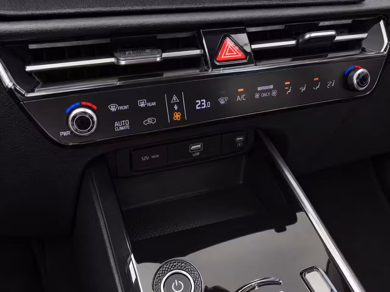 Kia Niro EV DynamicLine 64.8 kWh 100% SOH | Navigatie | Climate control | ACC | Achteruitrijcamera |