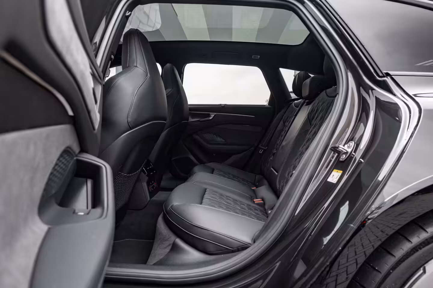Audi A6 allroad quattro 2.0 e-hybrid 270 kW / 367 PK | Bang & Olufsen 3D soundsystem | Bang & olufsen premium 3d |