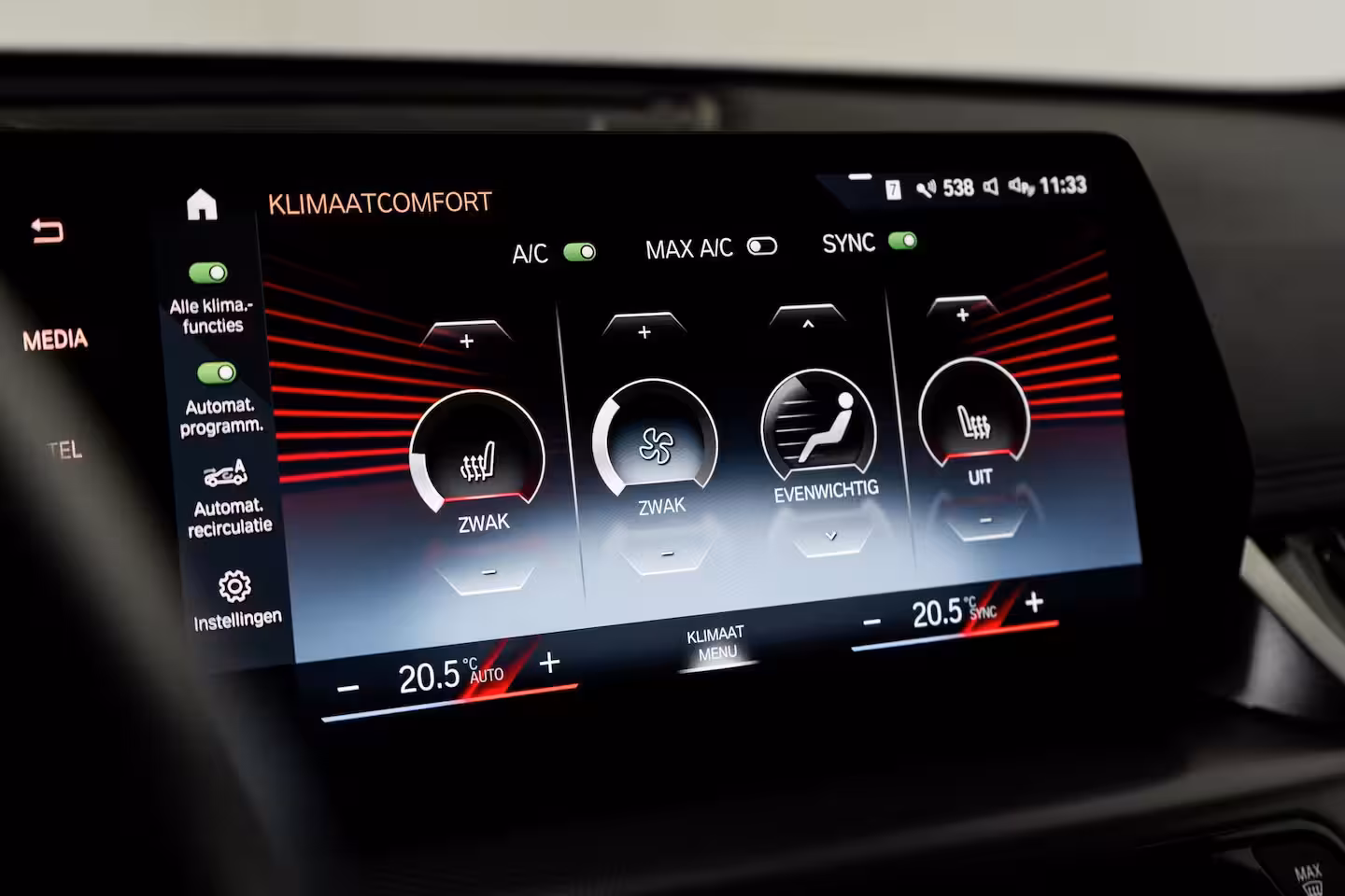 BMW iX1 xDrive30 67 kWh M Sport Edition 313PK | M- Sport | Stoel+Stuurwielverwarming | Camer Achte