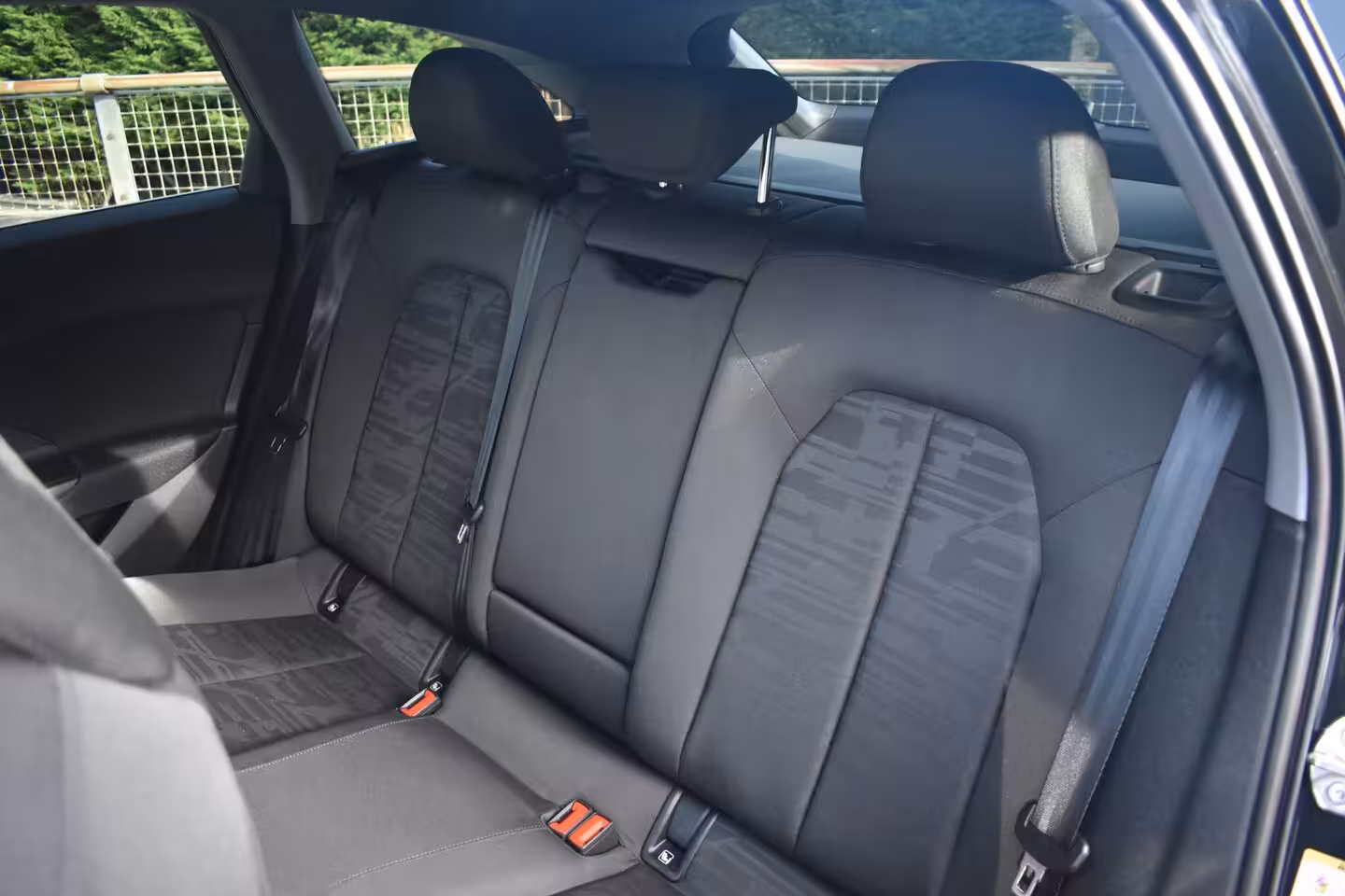 Audi A5 Avant 2.0 e-hybrid quattro Advanced edition | ACC | Voorstoelen verwarmd | 19 inch velgen | Acht