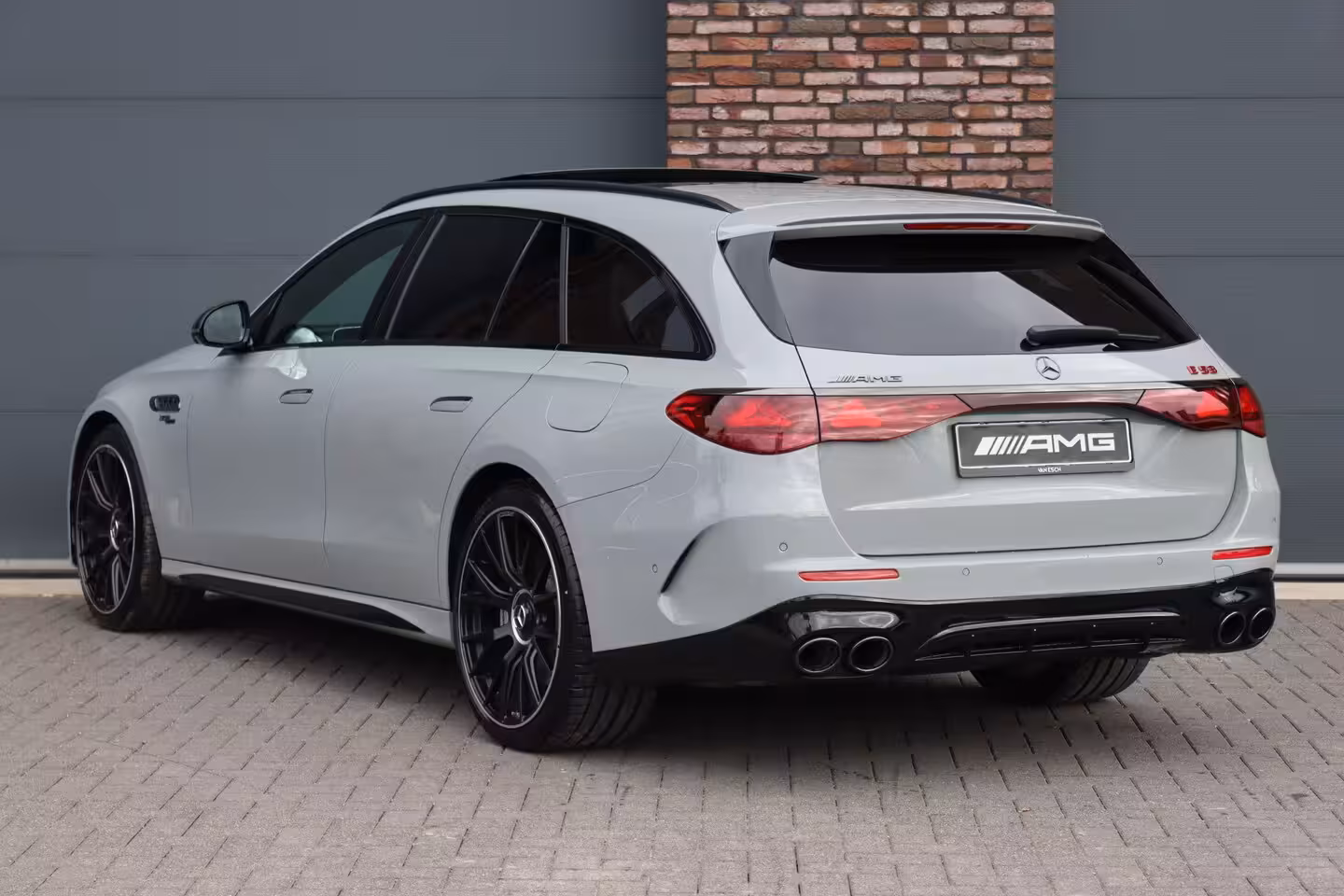 Mercedes-Benz E-klasse Estate AMG 53 4MATIC+ | 585pk | Achterasbesturing | Distronic+ | Verwarmd Stuurwiel | Burmester |