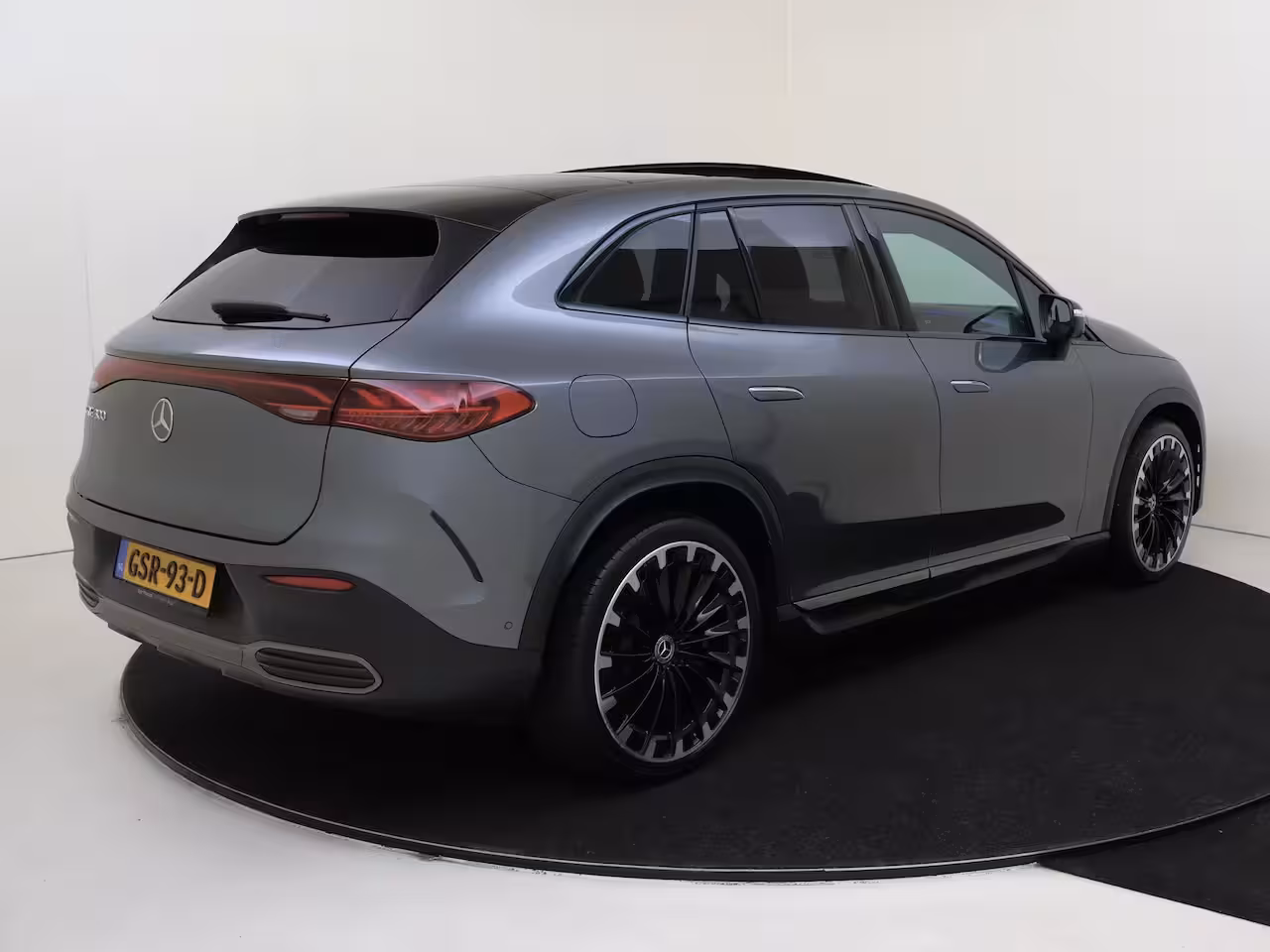 Mercedes-Benz EQE SUV 300 Sport Edition 91 kWh / Panoramadak/ 22 inch/ AIRMATIC/ Burmester 3D/ 360 camera