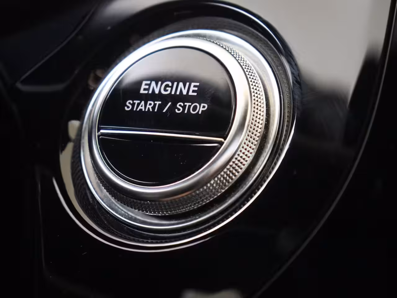Mercedes-Benz E-klasse Estate 300 e Sport Edition Panoramadak / Superscreen / Memory Seats / 360 Camera / Privacy Glass