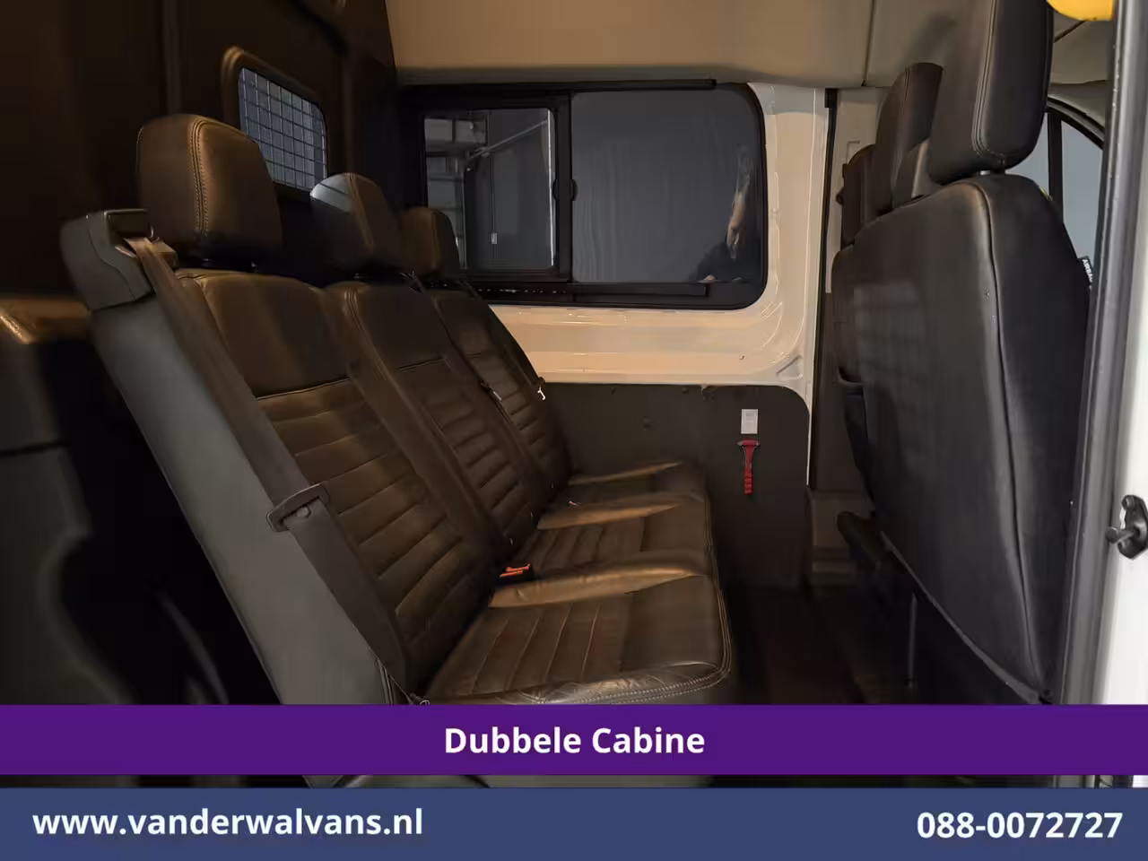 Ford Transit 2.0 TDCI 131pk L3H3 Dubbele Cabine Euro6 Inrichting Airco | 6-Zits | Camera | Apple Carpla