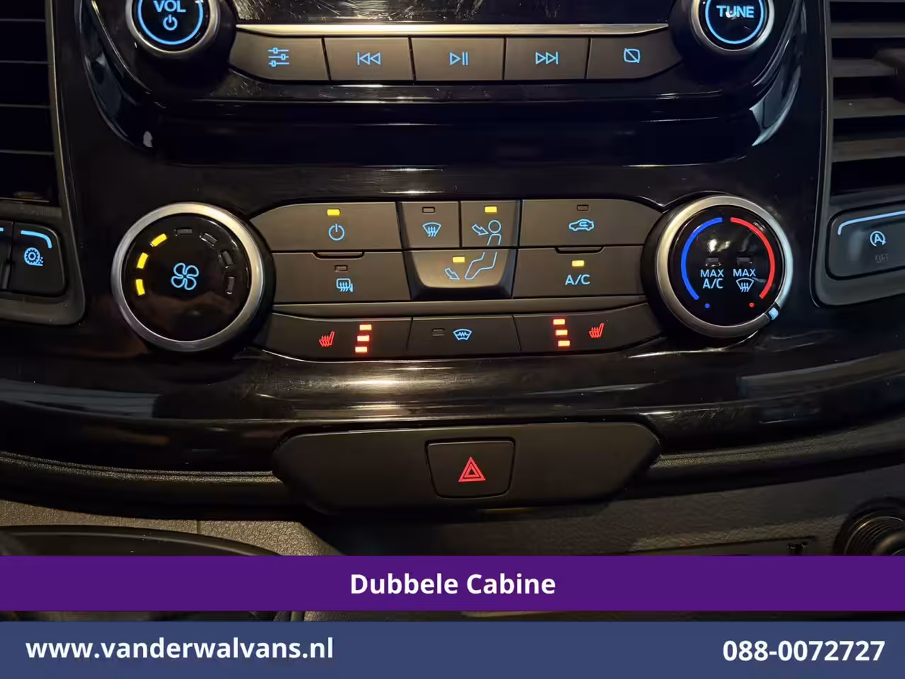 Ford Transit 2.0 TDCI 131pk L3H3 Dubbele Cabine Euro6 Inrichting Airco | 6-Zits | Camera | Apple Carpla