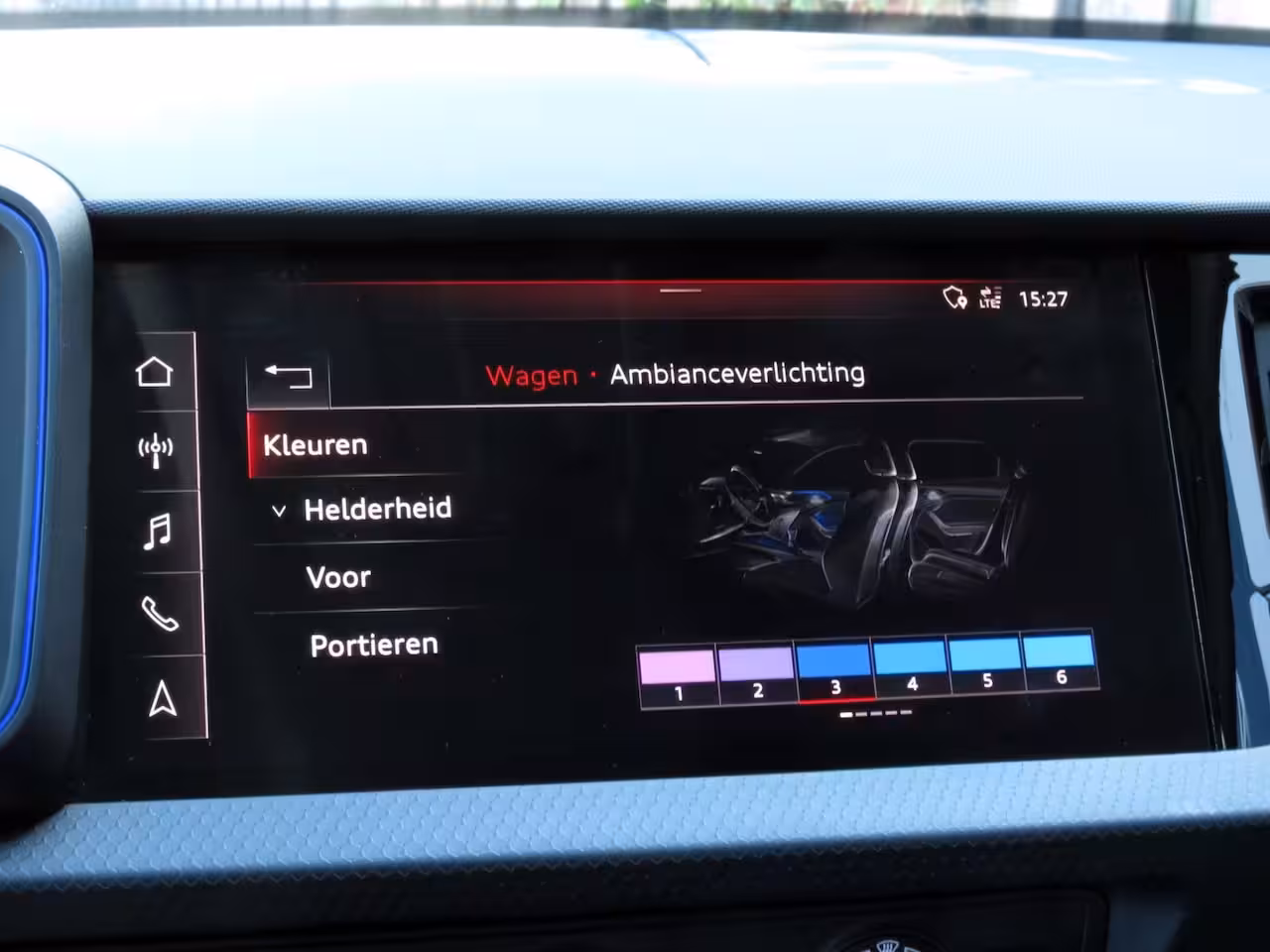 Audi A1 25 TFSI epic | DEALER ONDERHOUDEN | SFEERVERLICHTING | CAMERA | 17 INCH VELGEN | NIEUWE BA