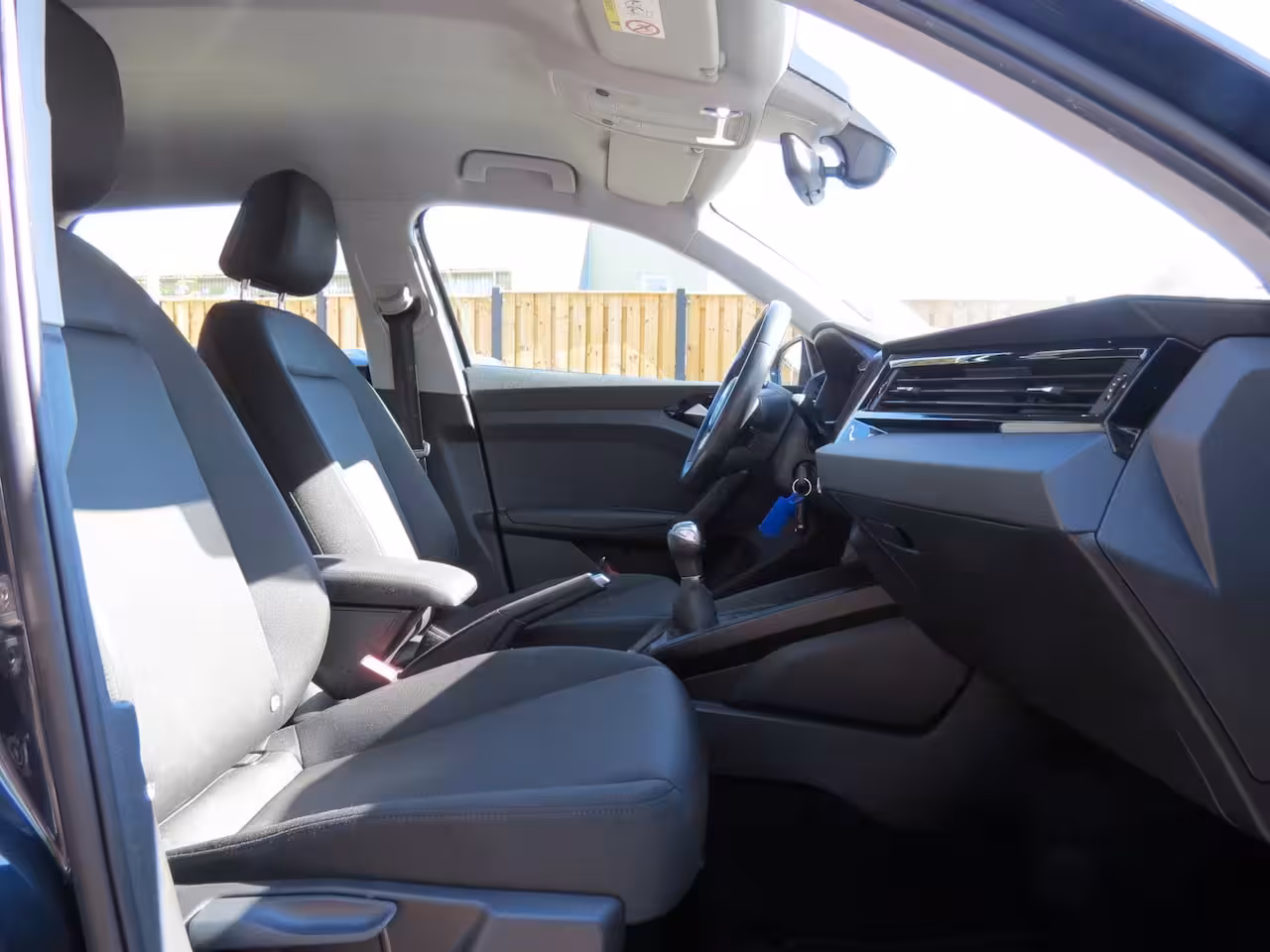 Audi A1 25 TFSI epic | DEALER ONDERHOUDEN | SFEERVERLICHTING | CAMERA | 17 INCH VELGEN | NIEUWE BA
