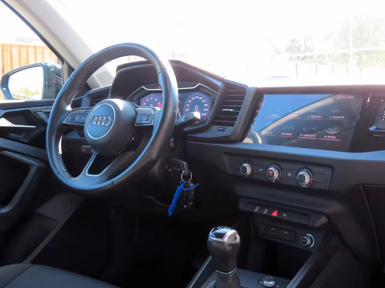 Audi A1 25 TFSI epic | DEALER ONDERHOUDEN | SFEERVERLICHTING | CAMERA | 17 INCH VELGEN | NIEUWE BA