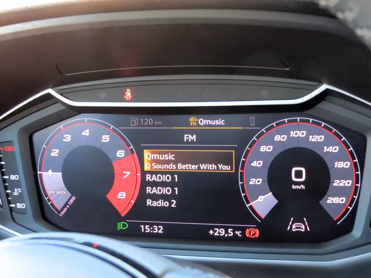Audi A1 25 TFSI epic | DEALER ONDERHOUDEN | SFEERVERLICHTING | CAMERA | 17 INCH VELGEN | NIEUWE BA