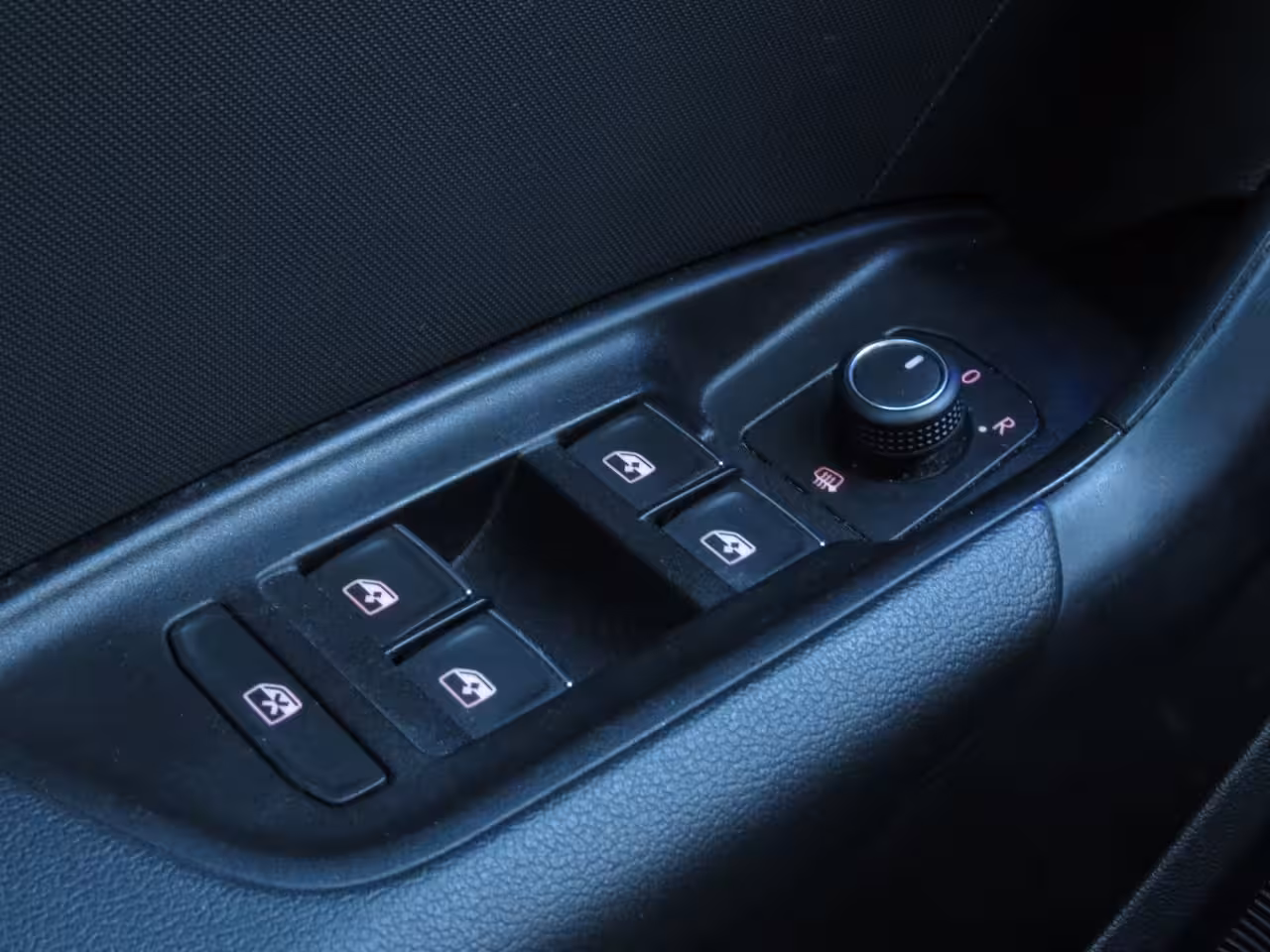 Audi A1 25 TFSI epic | DEALER ONDERHOUDEN | SFEERVERLICHTING | CAMERA | 17 INCH VELGEN | NIEUWE BA