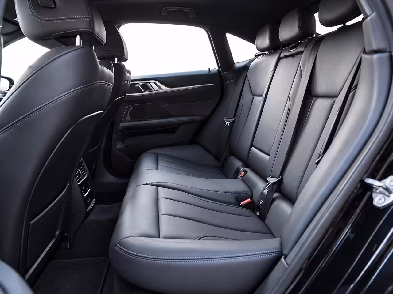 BMW 4-serie Gran Coupé 420i High Executive M-sport | Leder | Adapt. Cruise | Apple carplay/Navi | Stoelverwarming