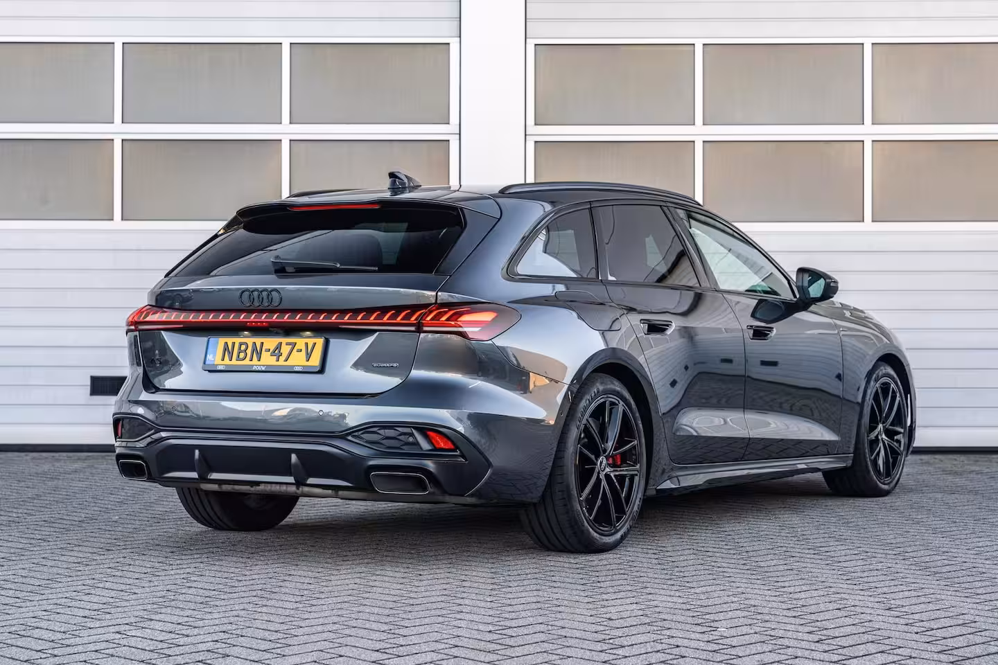 Audi A5 Avant 2.0 e-hybrid 367pk quattro S edition Competition | Trekhaak | B&O Audio | Winterpakket