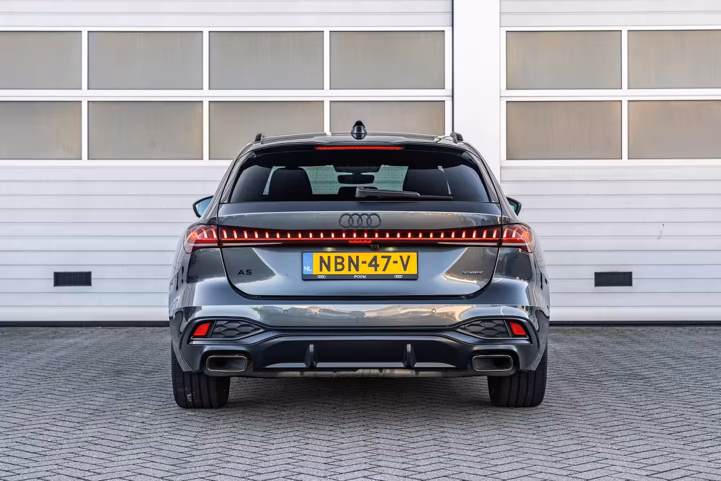 Audi A5 Avant 2.0 e-hybrid 367pk quattro S edition Competition | Trekhaak | B&O Audio | Winterpakket