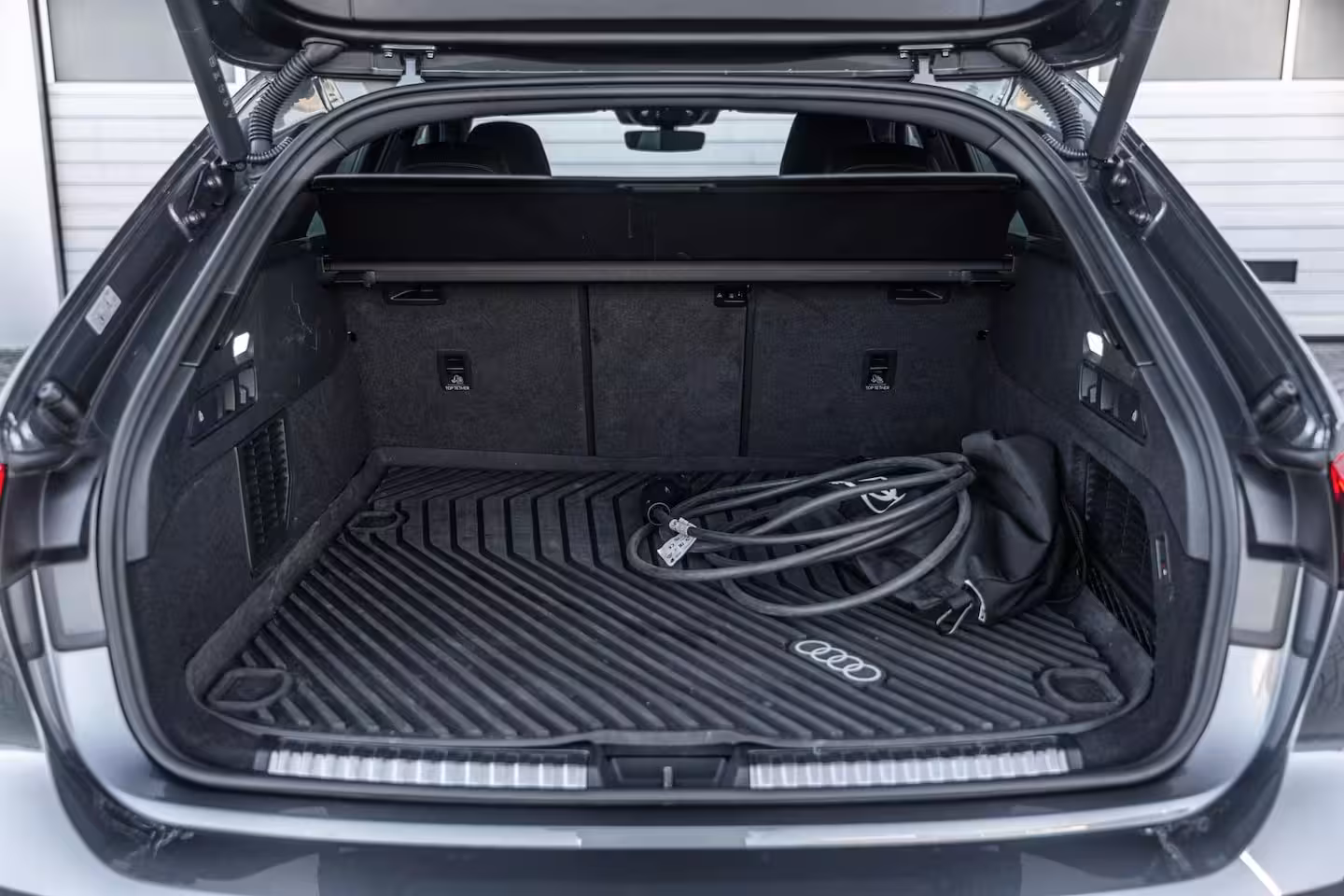 Audi A5 Avant 2.0 e-hybrid 367pk quattro S edition Competition | Trekhaak | B&O Audio | Winterpakket