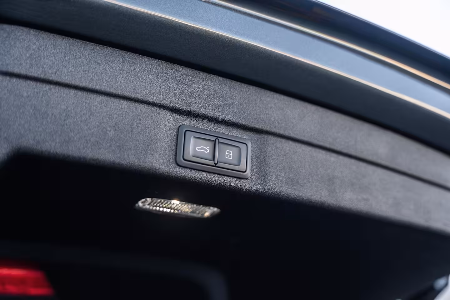 Audi A5 Avant 2.0 e-hybrid 367pk quattro S edition Competition | Trekhaak | B&O Audio | Winterpakket